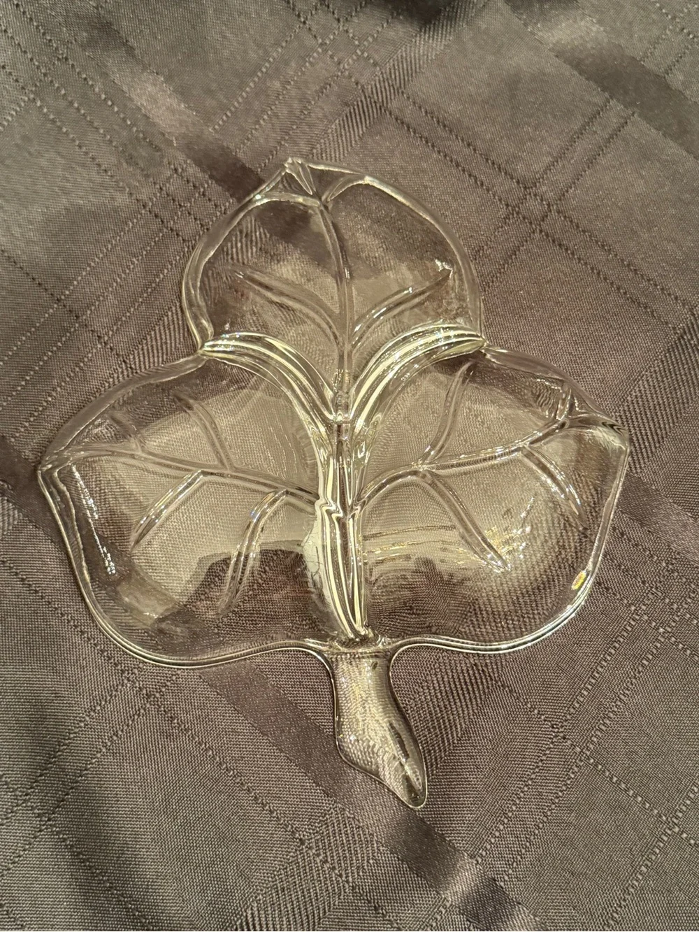 Vintage Hazel Atlas Clear Glass 3 Divided Ivy Leaf Candy Dish Relish Tray 8